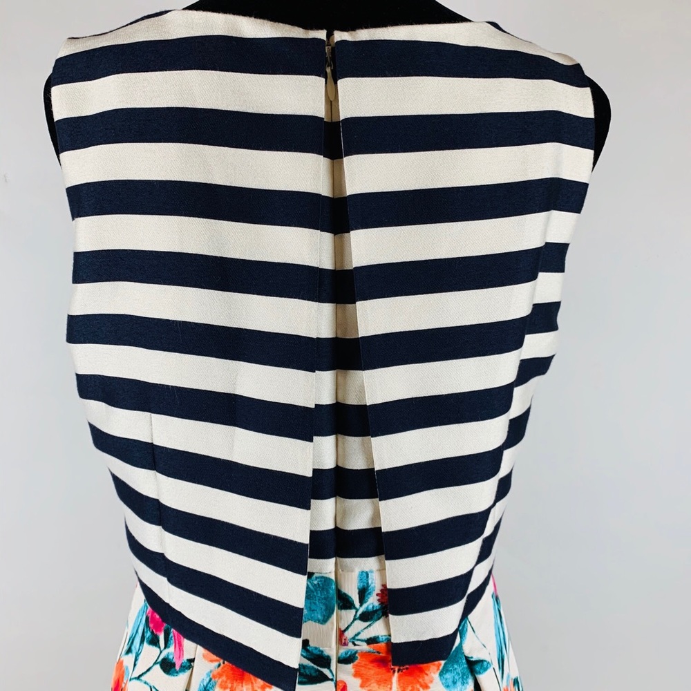 Mixed Print Popover Fit & Flare Dress w/ Pockets - Picture 5 of 8